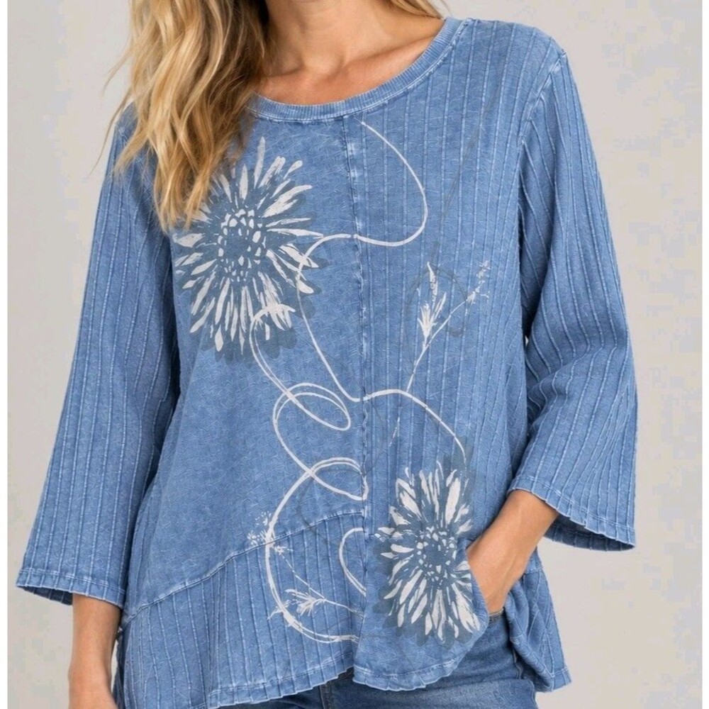 JESS & JANE Blue Mineral Washed Ribbed Daisy Floral Graphic Artsy Tunic Top - L